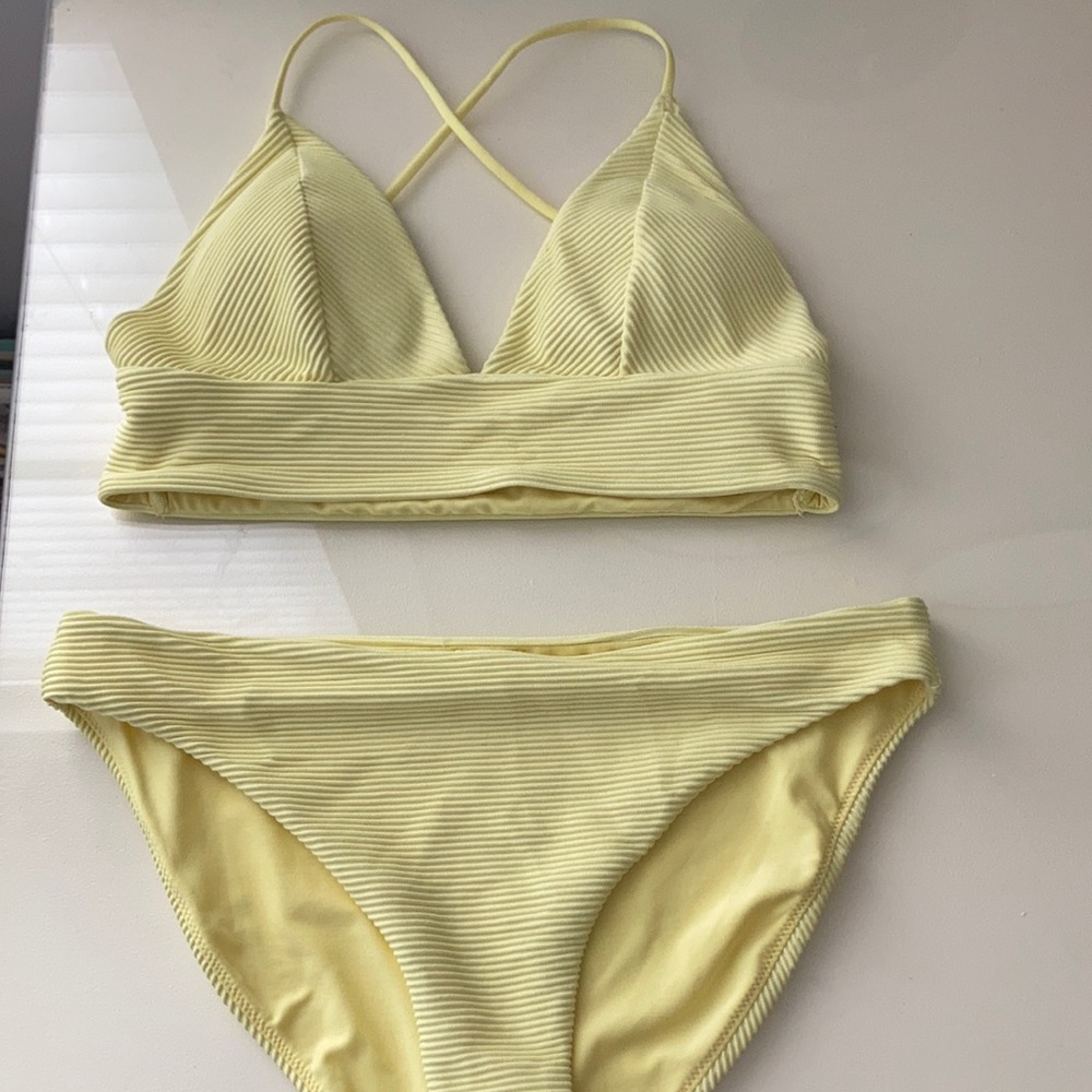 Yellow ribbed bathing suit